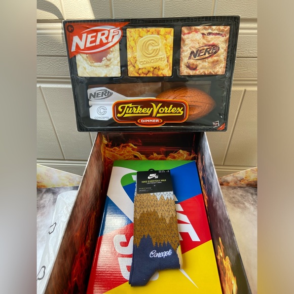 Nike Concepts Turdunken “Special Box” - Picture 5 of 14